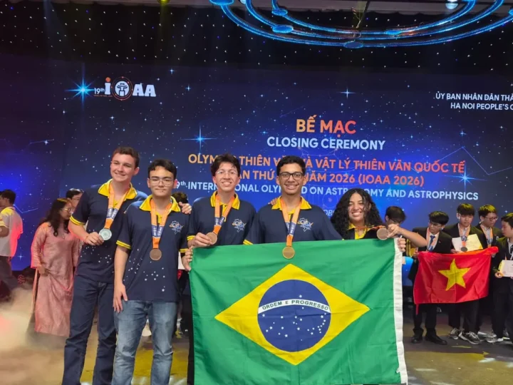 Estudantes do Ceará conquistam quatro medalhas em olimpíada internacional de astronomia no Vietnã